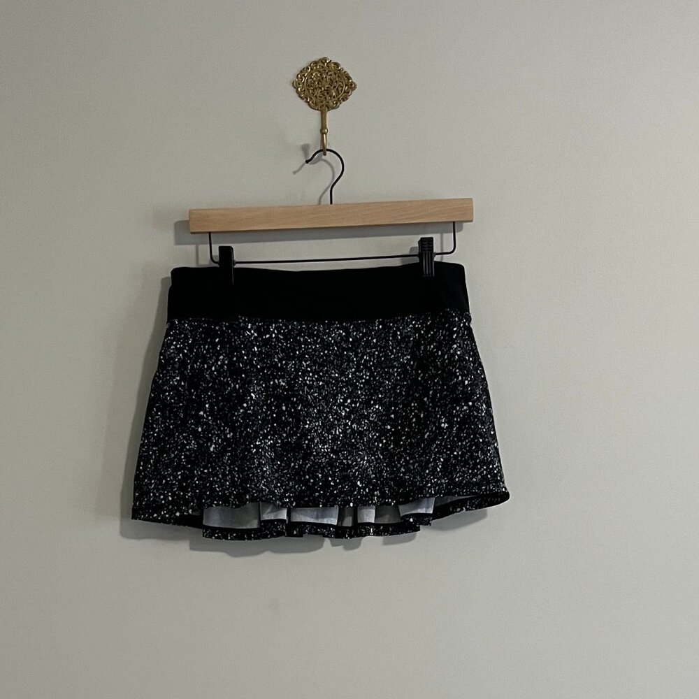 Lululemon Circuit Breaker Skirt Skort Splatter Black White Size 6